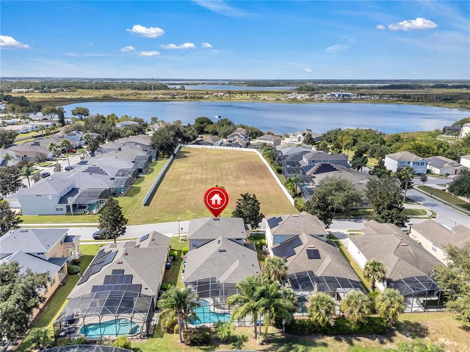 待售: $458,000 (6 贝兹, 4 浴室, 2689 平方英尺)