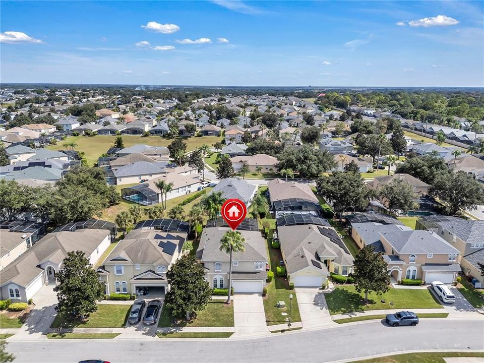 待售: $458,000 (6 贝兹, 4 浴室, 2689 平方英尺)