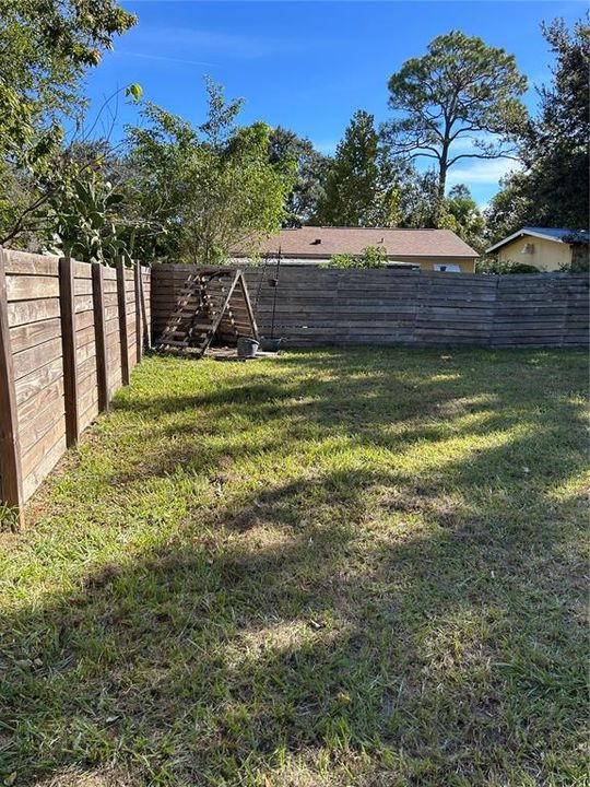 Active With Contract: $349,900 (3 beds, 2 baths, 1667 Square Feet)