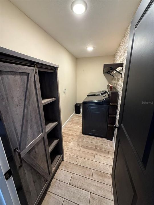 Active With Contract: $349,900 (3 beds, 2 baths, 1667 Square Feet)