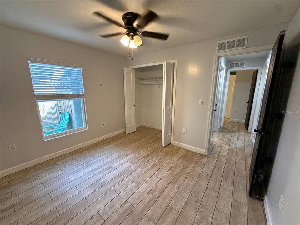 Active With Contract: $349,900 (3 beds, 2 baths, 1667 Square Feet)