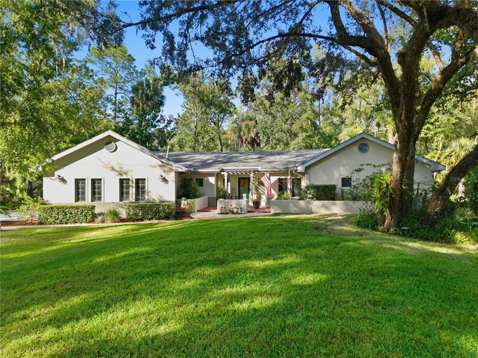 Recently Sold: $674,900 (3 beds, 2 baths, 2482 Square Feet)