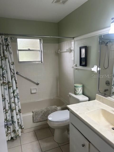 出租: $1,800 (2 贝兹, 2 浴室, 1341 平方英尺)