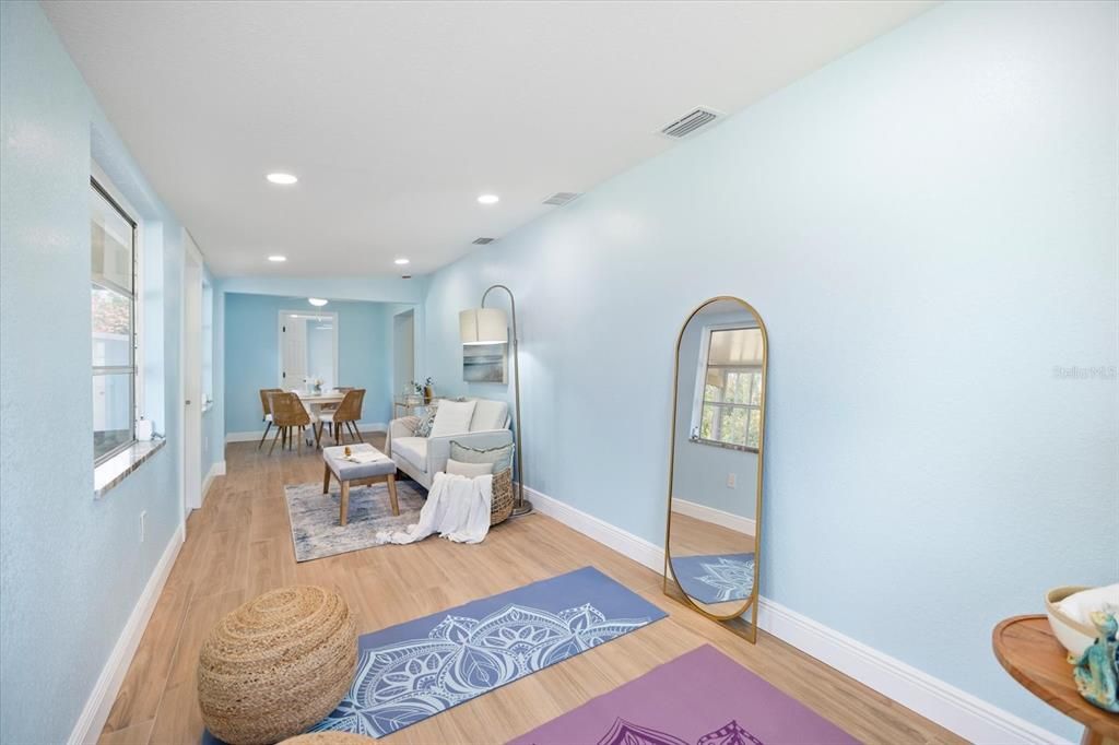 For Sale: $344,000 (3 beds, 2 baths, 1360 Square Feet)