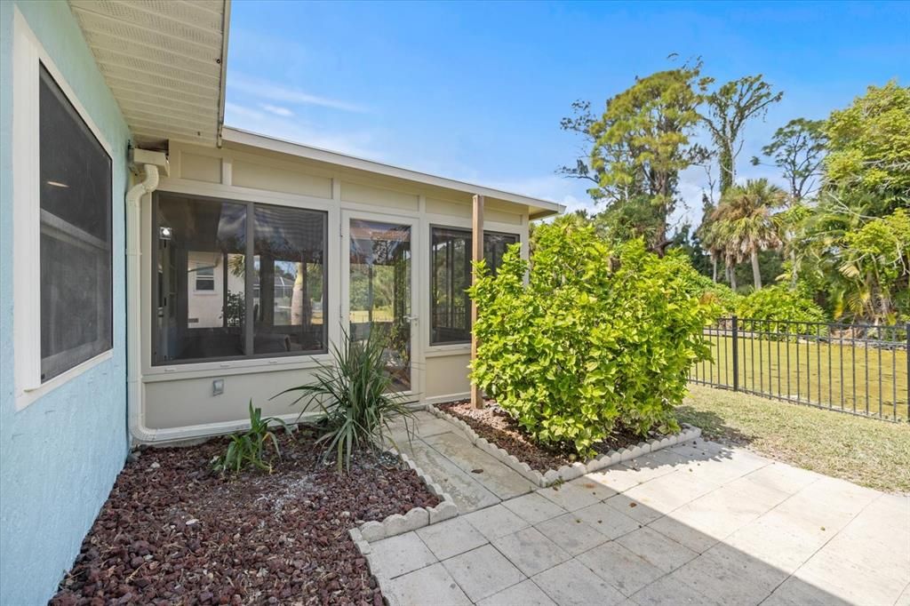 For Sale: $344,000 (3 beds, 2 baths, 1360 Square Feet)