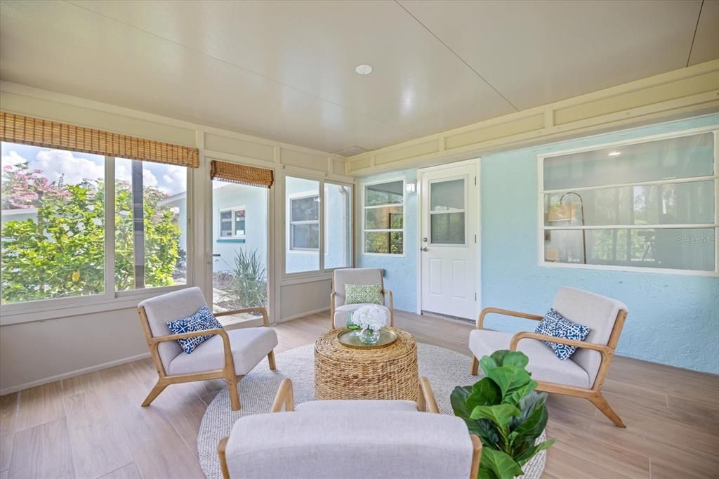 For Sale: $344,000 (3 beds, 2 baths, 1360 Square Feet)