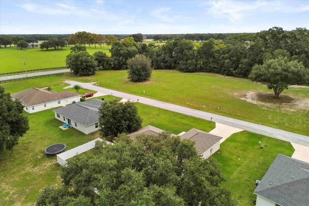 For Sale: $277,500 (3 beds, 2 baths, 1569 Square Feet)