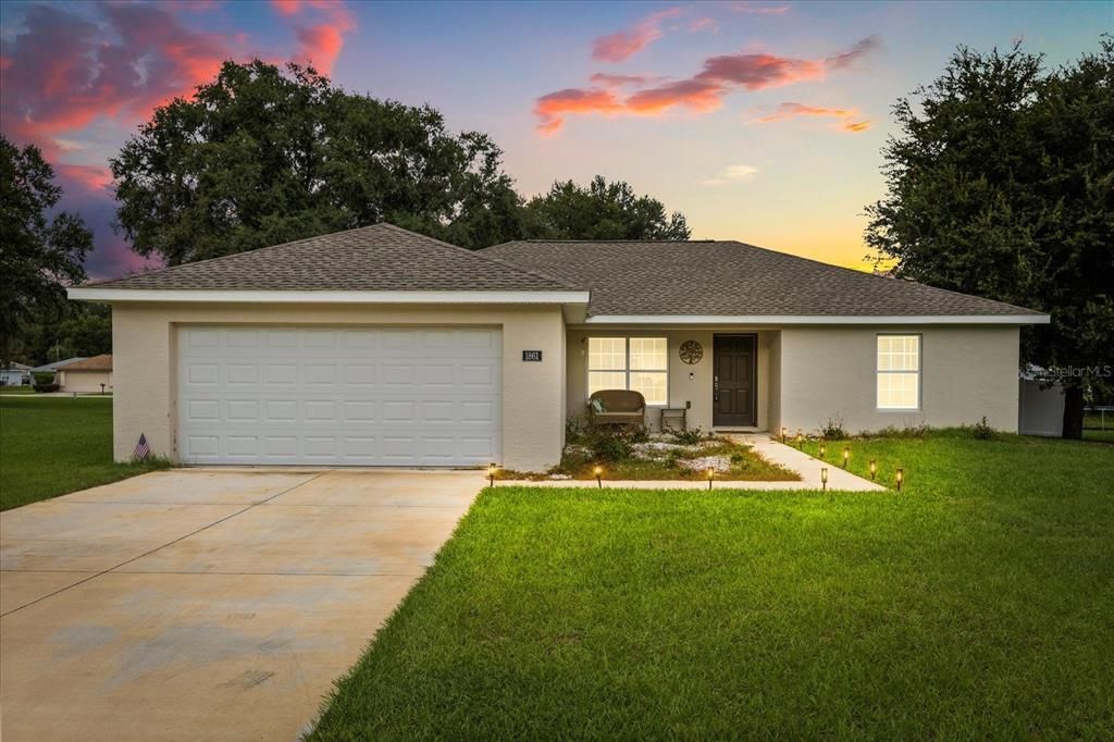 For Sale: $277,500 (3 beds, 2 baths, 1569 Square Feet)