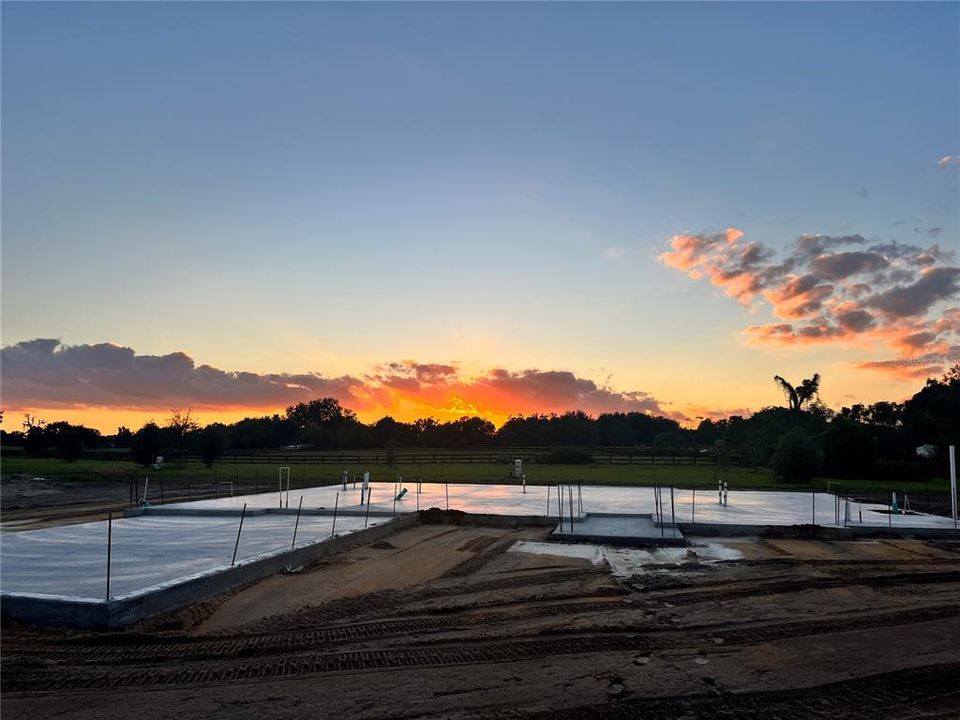 For Sale: $434,950 (4 beds, 2 baths, 2555 Square Feet)