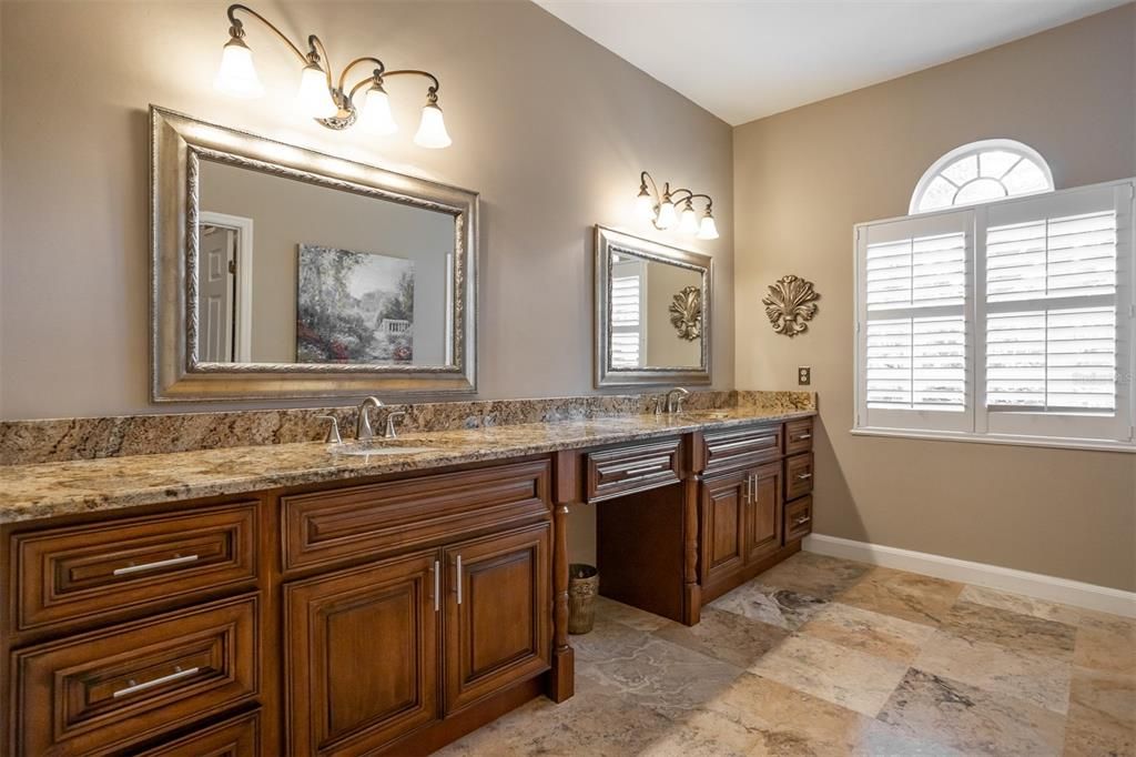 For Sale: $1,350,000 (4 beds, 2 baths, 2703 Square Feet)