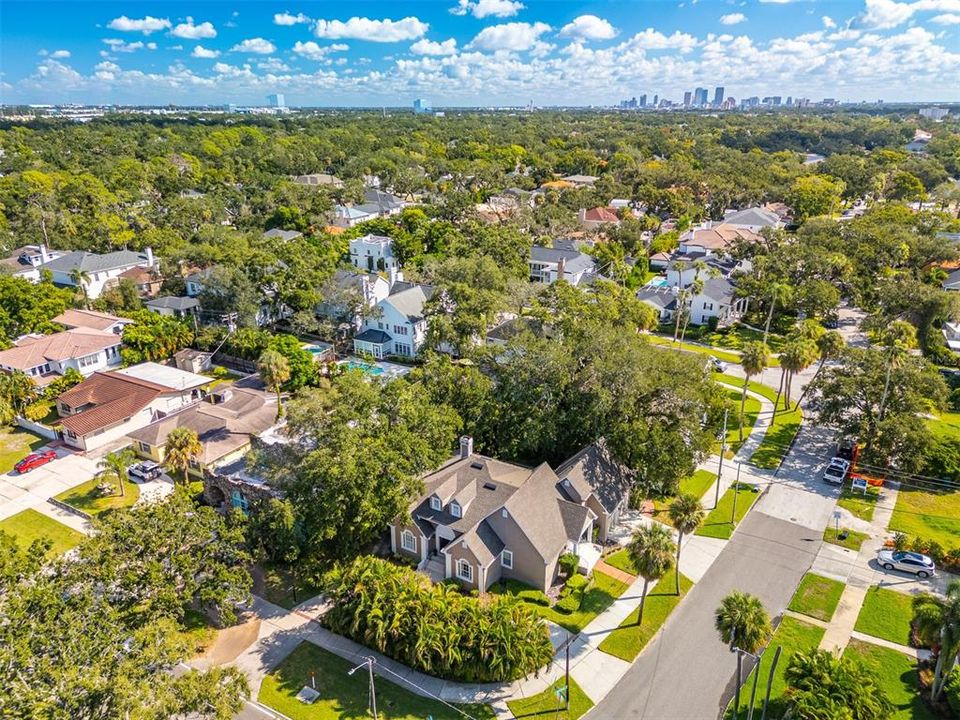 For Sale: $1,350,000 (4 beds, 2 baths, 2703 Square Feet)
