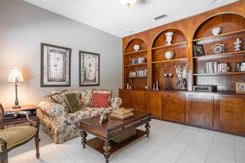 For Sale: $1,350,000 (4 beds, 2 baths, 2703 Square Feet)