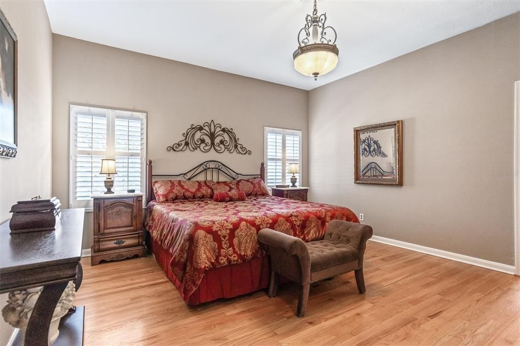 For Sale: $1,350,000 (4 beds, 2 baths, 2703 Square Feet)