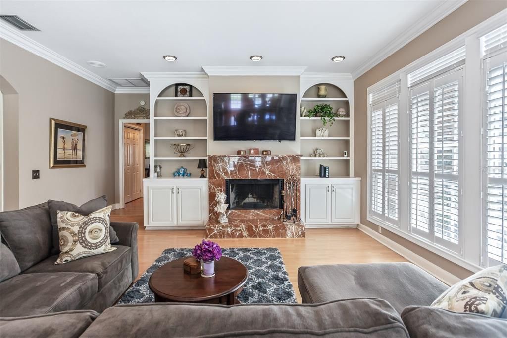 For Sale: $1,350,000 (4 beds, 2 baths, 2703 Square Feet)