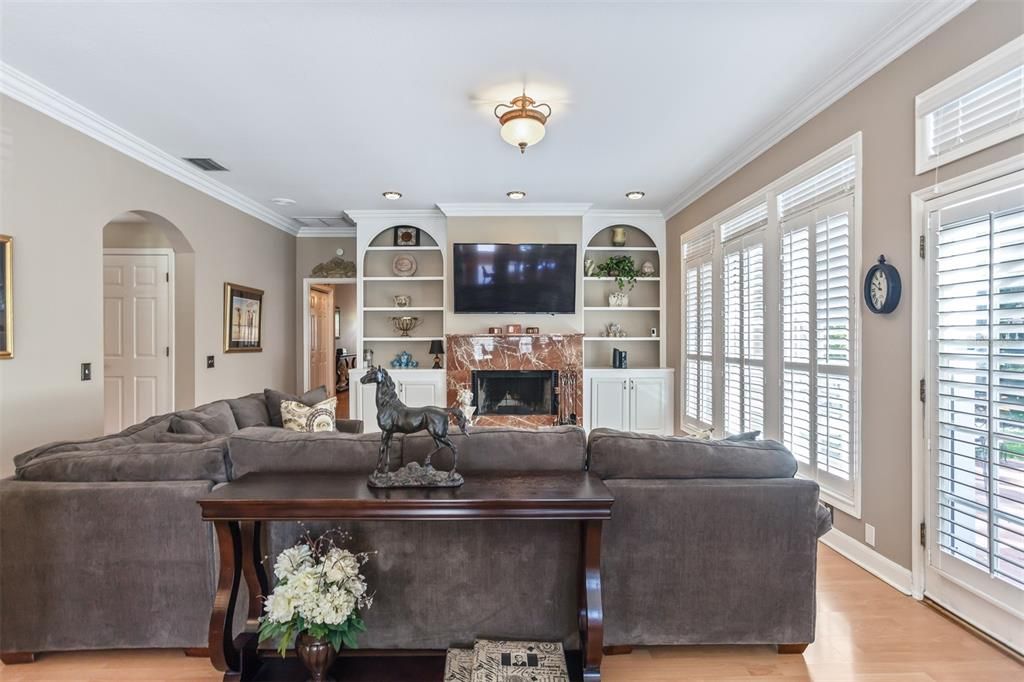 For Sale: $1,350,000 (4 beds, 2 baths, 2703 Square Feet)