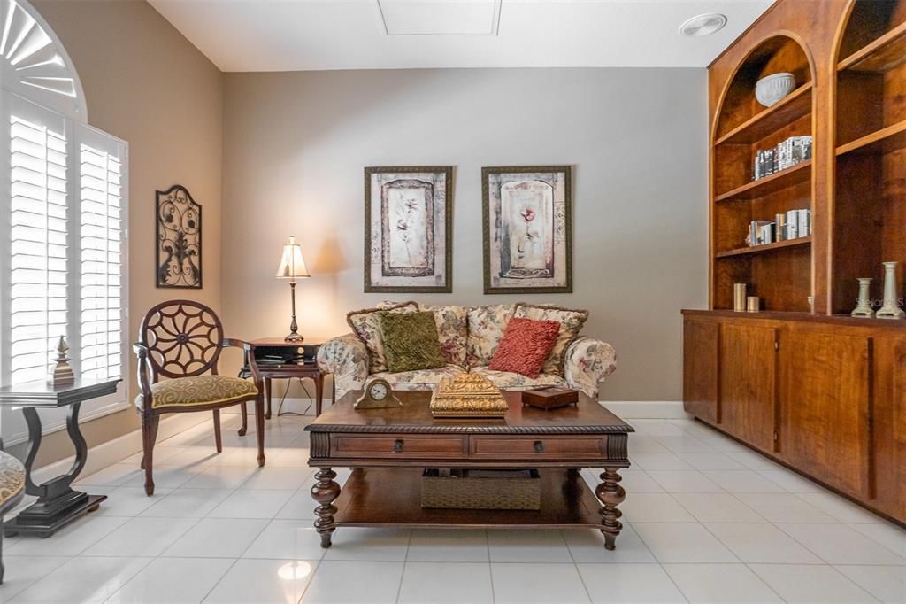 For Sale: $1,350,000 (4 beds, 2 baths, 2703 Square Feet)