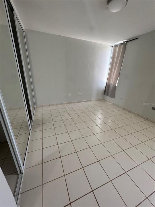 For Rent: $4,500 (4 beds, 2 baths, 3000 Square Feet)