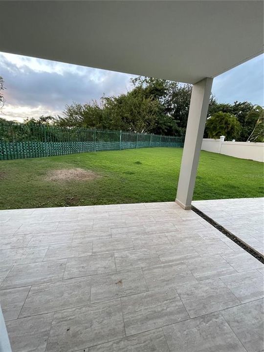 For Rent: $4,500 (4 beds, 2 baths, 3000 Square Feet)