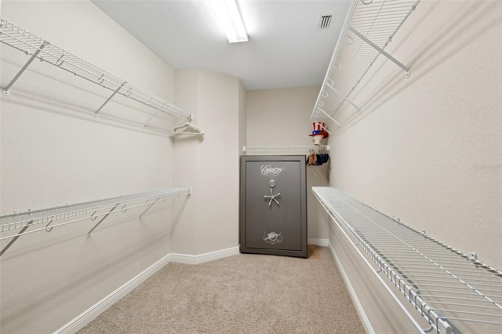 待售: $1,200,000 (3 贝兹, 2 浴室, 2800 平方英尺)