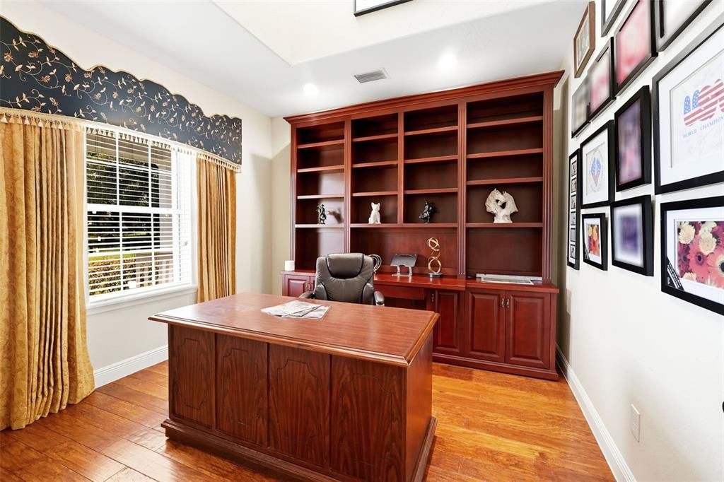 待售: $1,200,000 (3 贝兹, 2 浴室, 2800 平方英尺)