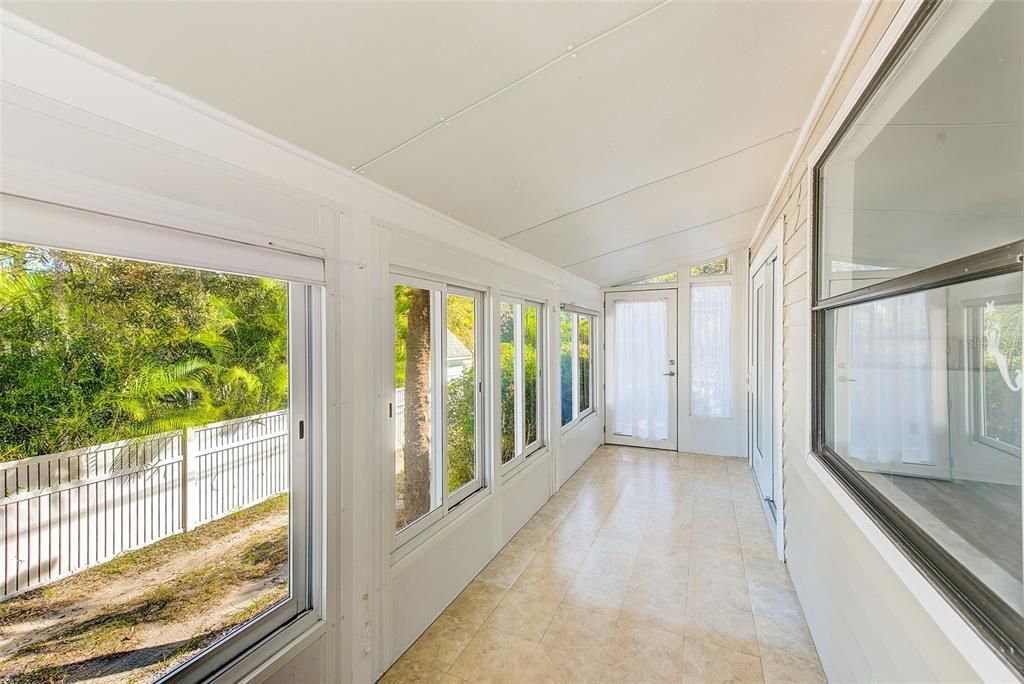 En Venta: $535,000 (2 camas, 2 baños, 1320 Pies cuadrados)