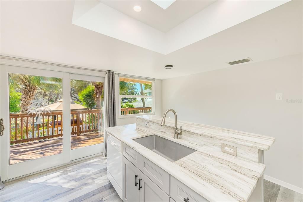 En Venta: $535,000 (2 camas, 2 baños, 1320 Pies cuadrados)