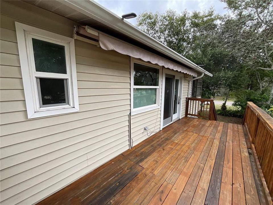 For Sale: $535,000 (2 beds, 2 baths, 1320 Square Feet)