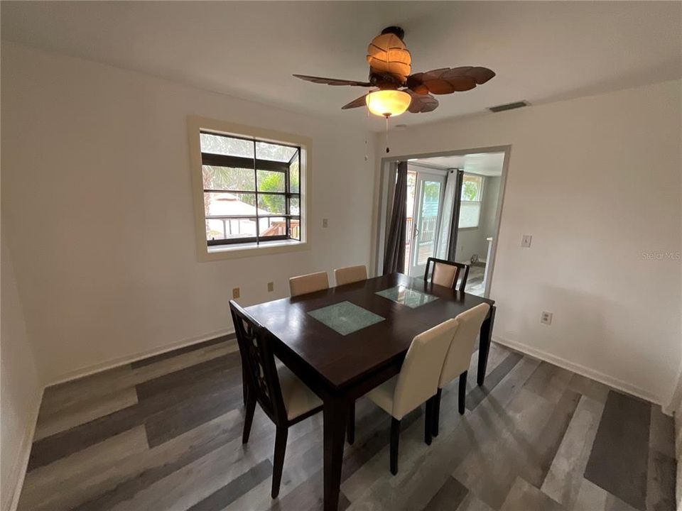 For Sale: $535,000 (2 beds, 2 baths, 1320 Square Feet)
