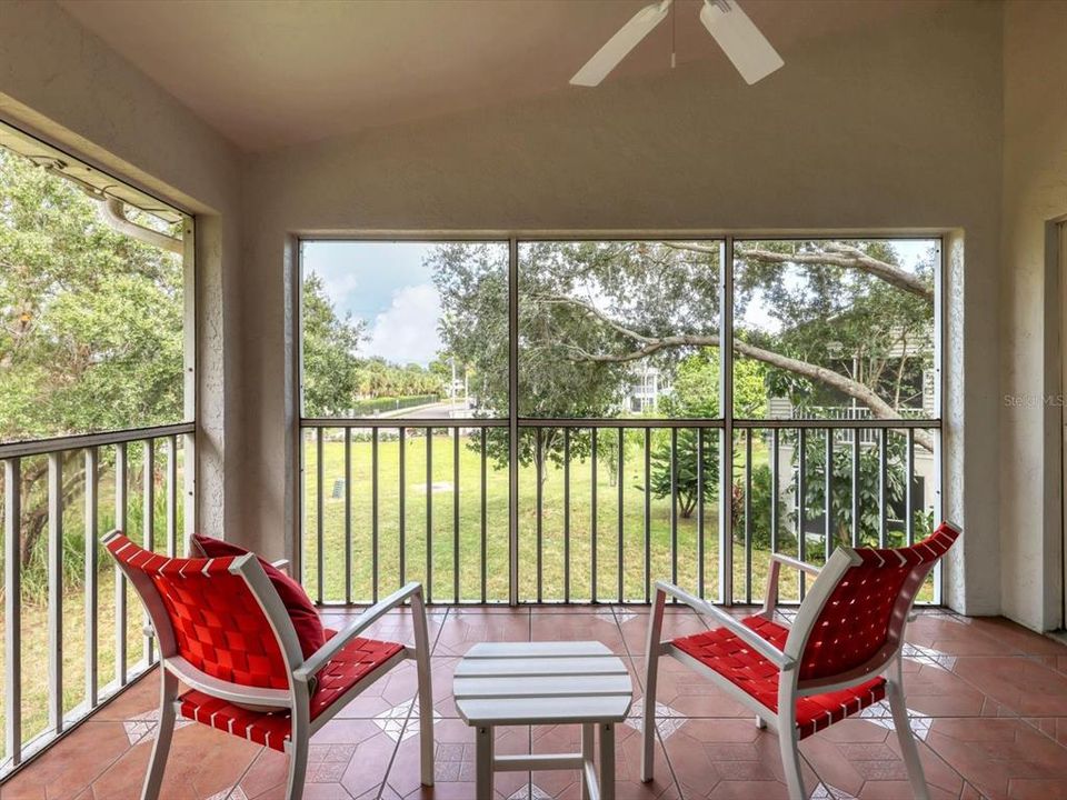 For Rent: $3,200 (2 beds, 2 baths, 1064 Square Feet)