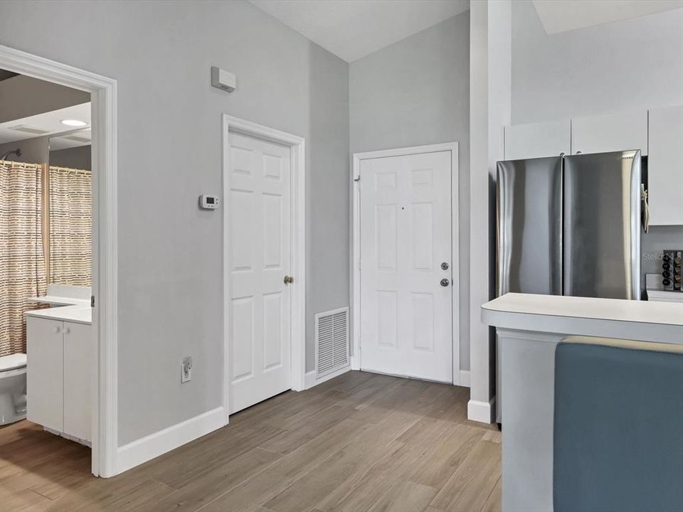 For Rent: $3,200 (2 beds, 2 baths, 1064 Square Feet)