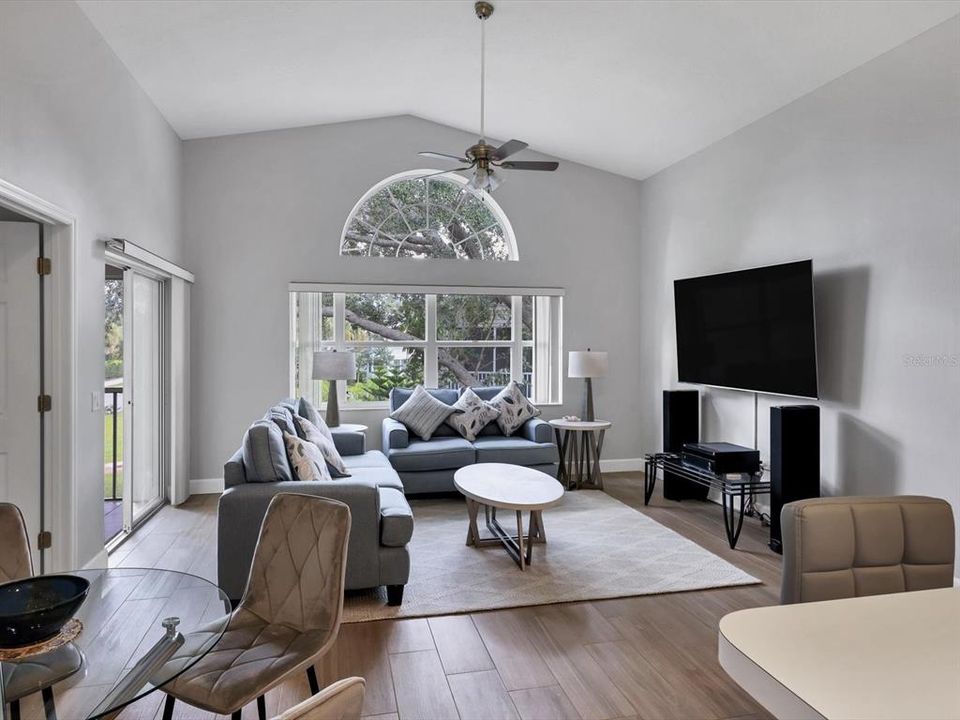 For Rent: $3,200 (2 beds, 2 baths, 1064 Square Feet)