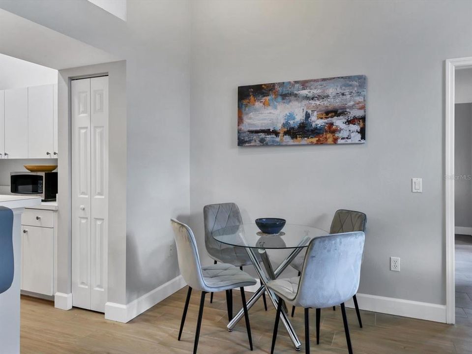 For Rent: $3,200 (2 beds, 2 baths, 1064 Square Feet)