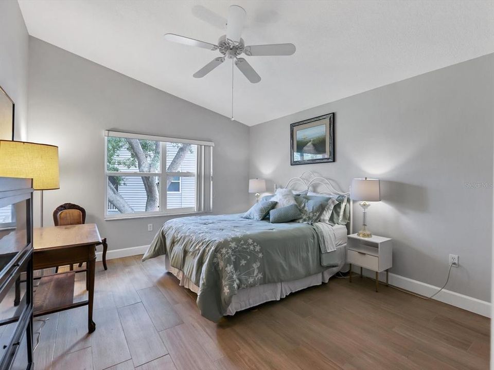 For Rent: $3,200 (2 beds, 2 baths, 1064 Square Feet)