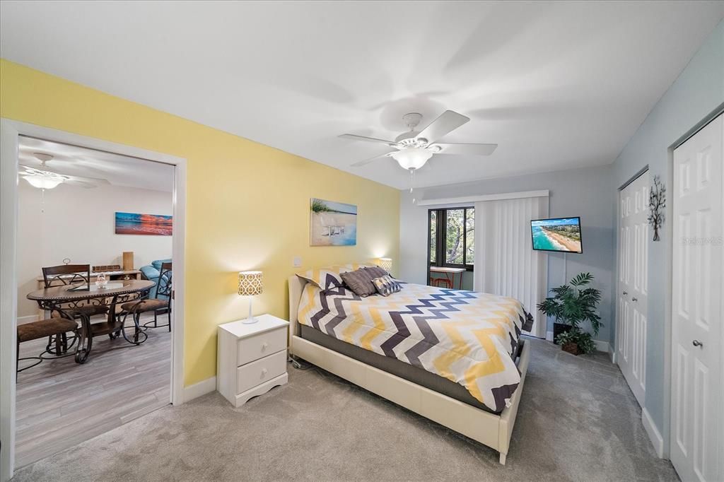 En Venta: $220,000 (2 camas, 2 baños, 940 Pies cuadrados)