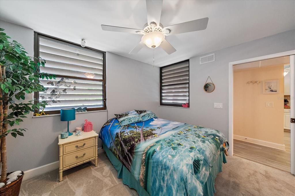 En Venta: $220,000 (2 camas, 2 baños, 940 Pies cuadrados)