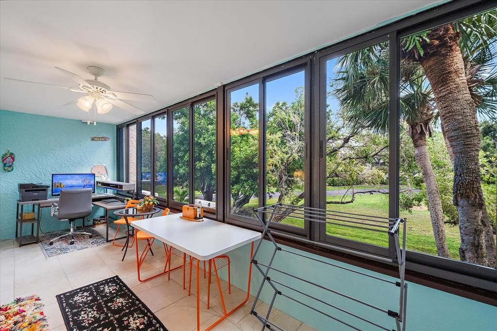 En Venta: $220,000 (2 camas, 2 baños, 940 Pies cuadrados)