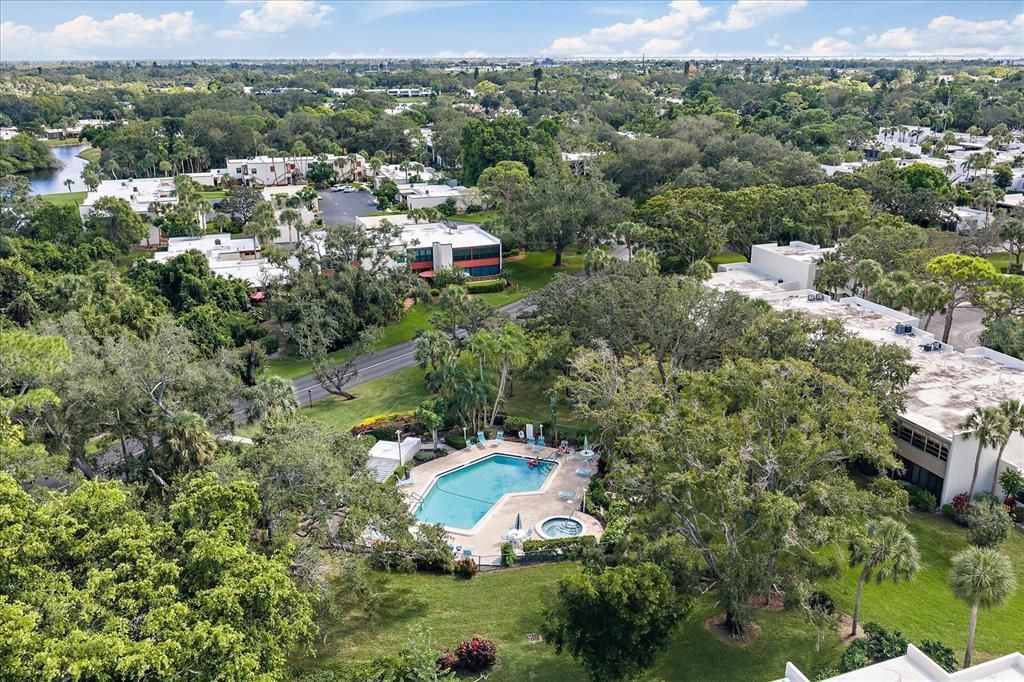 En Venta: $220,000 (2 camas, 2 baños, 940 Pies cuadrados)