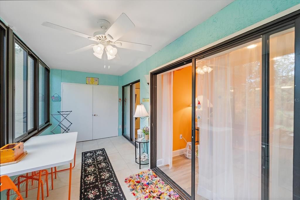 En Venta: $220,000 (2 camas, 2 baños, 940 Pies cuadrados)