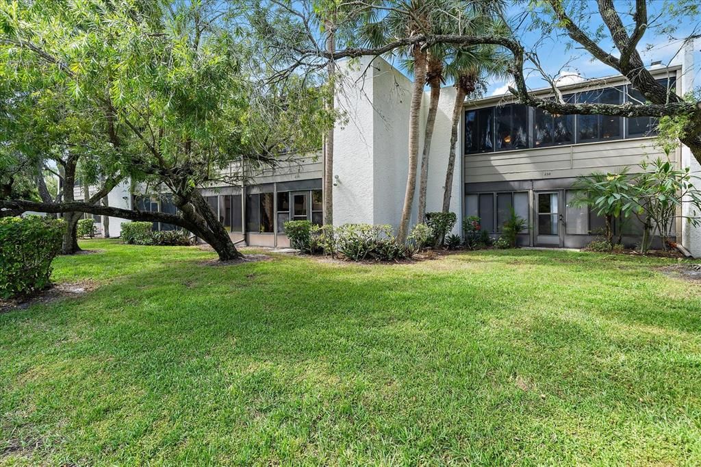 En Venta: $220,000 (2 camas, 2 baños, 940 Pies cuadrados)