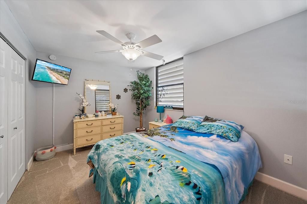 En Venta: $220,000 (2 camas, 2 baños, 940 Pies cuadrados)