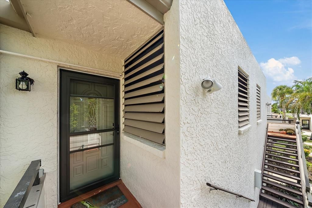 En Venta: $220,000 (2 camas, 2 baños, 940 Pies cuadrados)