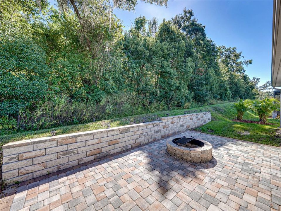 待售: $424,900 (4 贝兹, 2 浴室, 2057 平方英尺)