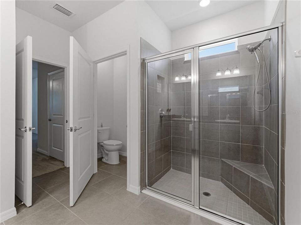 待售: $424,900 (4 贝兹, 2 浴室, 2057 平方英尺)