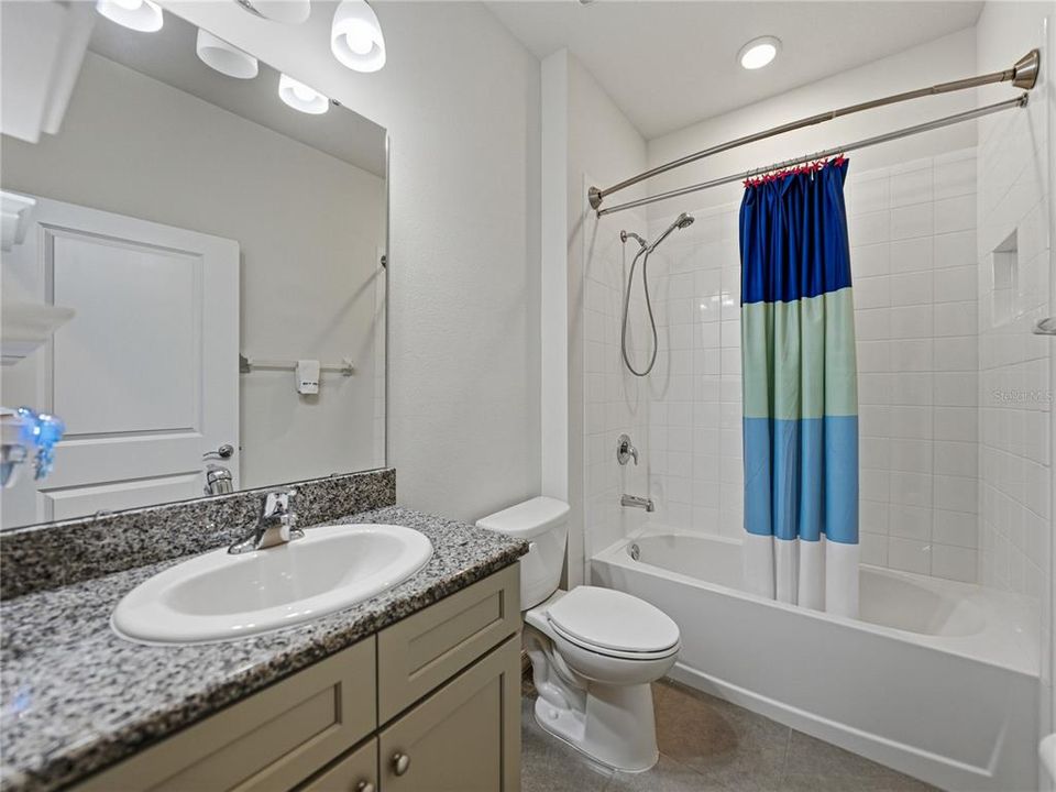 待售: $424,900 (4 贝兹, 2 浴室, 2057 平方英尺)