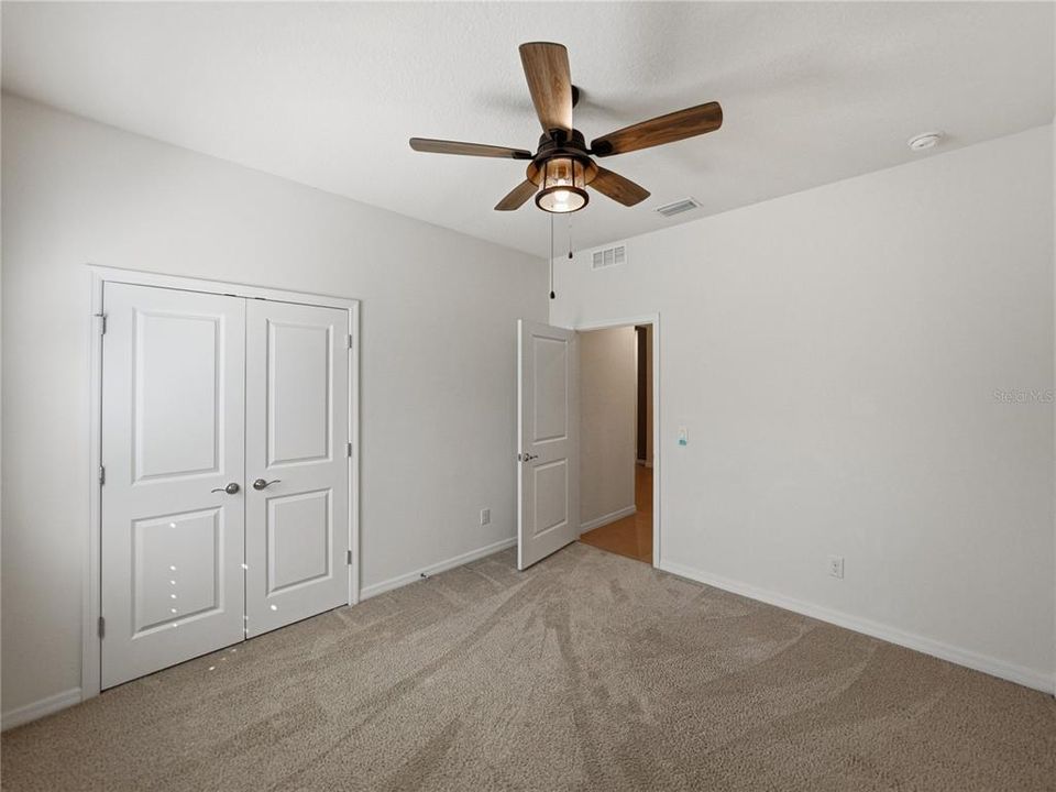 待售: $424,900 (4 贝兹, 2 浴室, 2057 平方英尺)