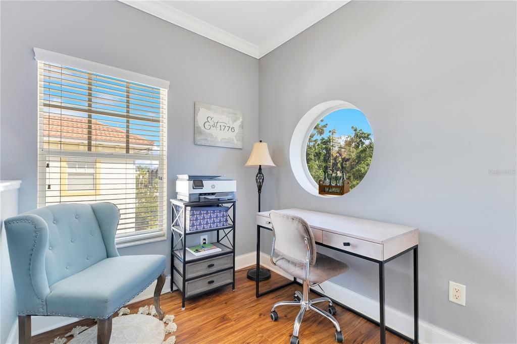 For Sale: $579,900 (3 beds, 3 baths, 2154 Square Feet)