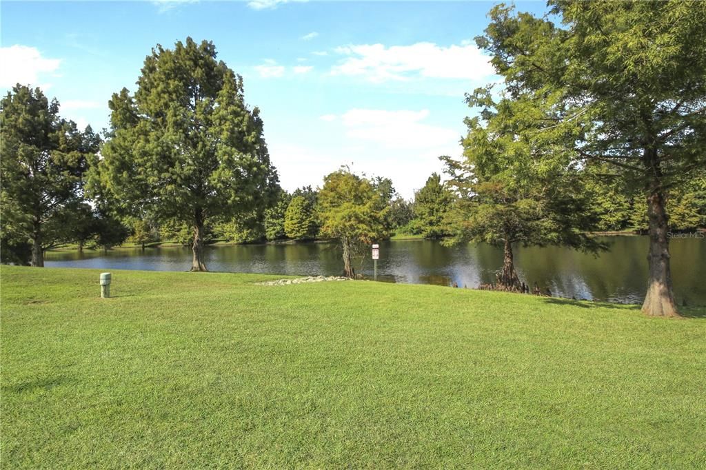 Active With Contract: $340,000 (3 beds, 2 baths, 1386 Square Feet)