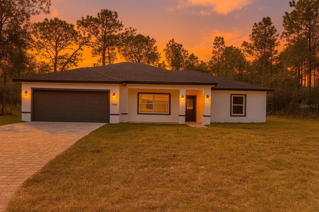 На продажу: $282,800 (3 спален, 2 ванн, 1540 Квадратных фут)