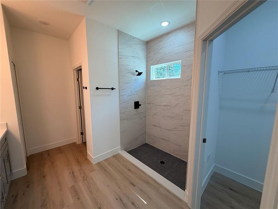 На продажу: $282,800 (3 спален, 2 ванн, 1540 Квадратных фут)