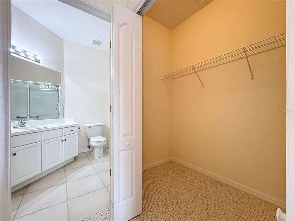 На продажу: $220,000 (2 спален, 2 ванн, 1188 Квадратных фут)